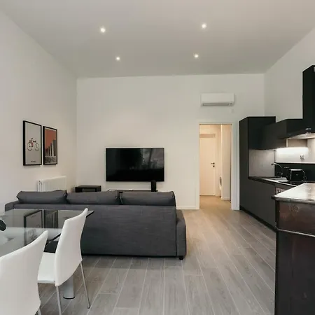 Caseospitali - Bologna Studio 1, Grande Bilocale Con Arredo Design E Posto Auto Per 4 Exterior photo