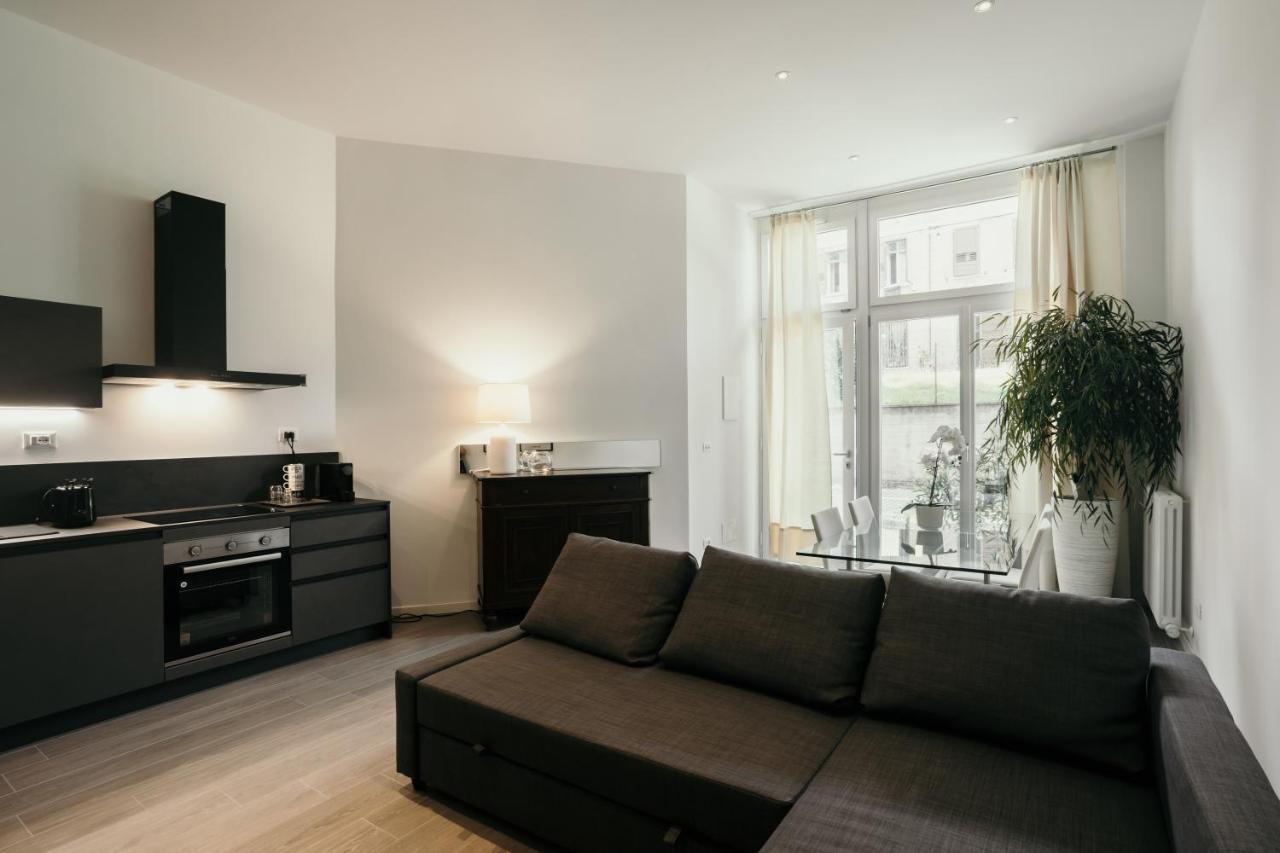 Caseospitali - 1, Grande Bilocale Con Arredo Design E Posto Auto Per 4 *