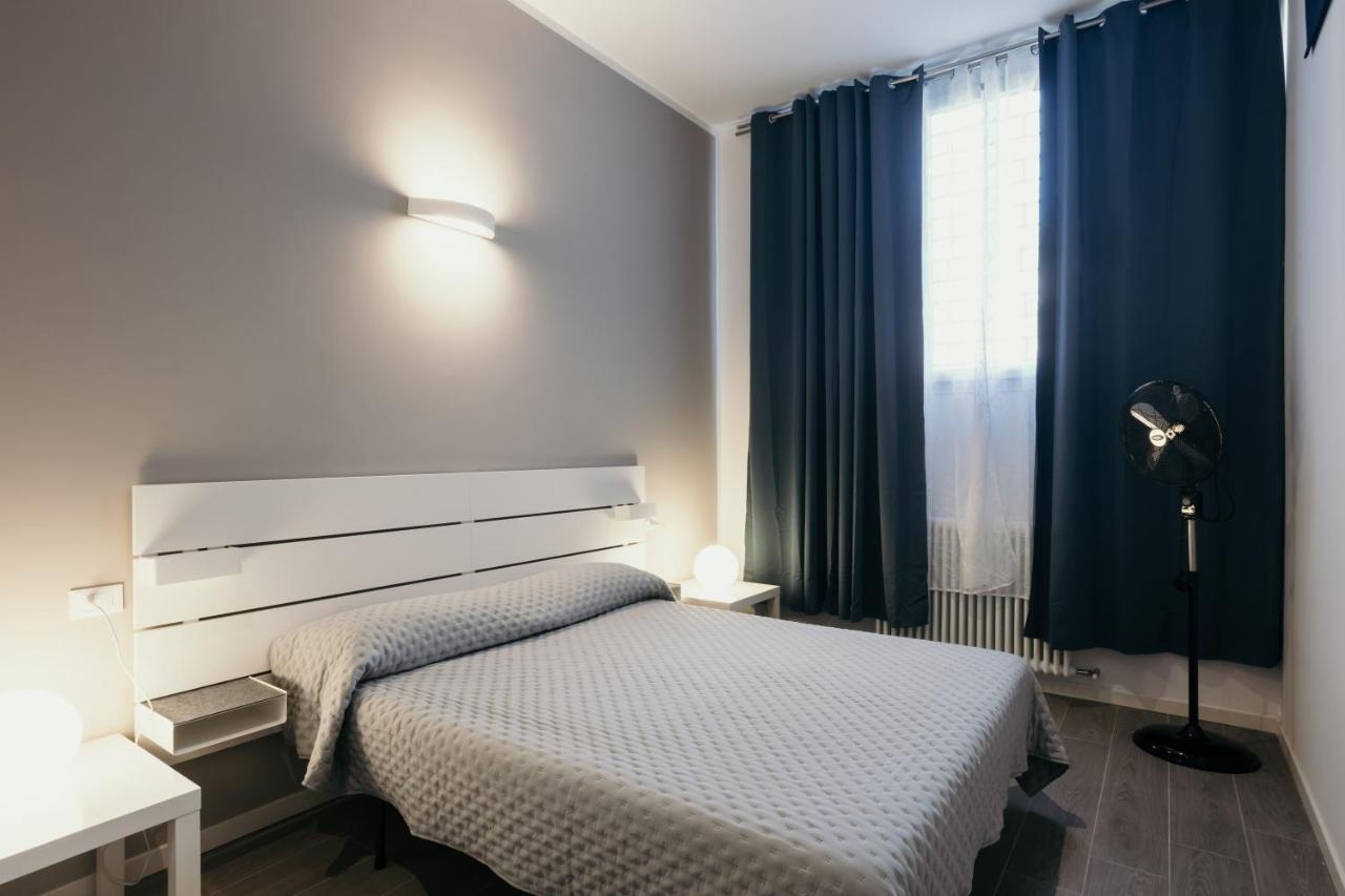 Apartment Caseospitali - 1, Grande Bilocale Con Arredo Design E Posto Auto Per 4 Bologna